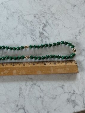 12” malachite beaded necklace 1970’s